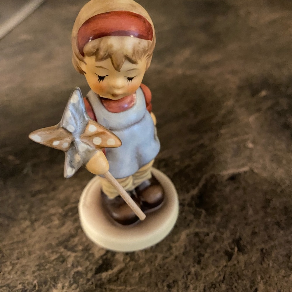 Vintage Hummel figurine girl with pinwheel